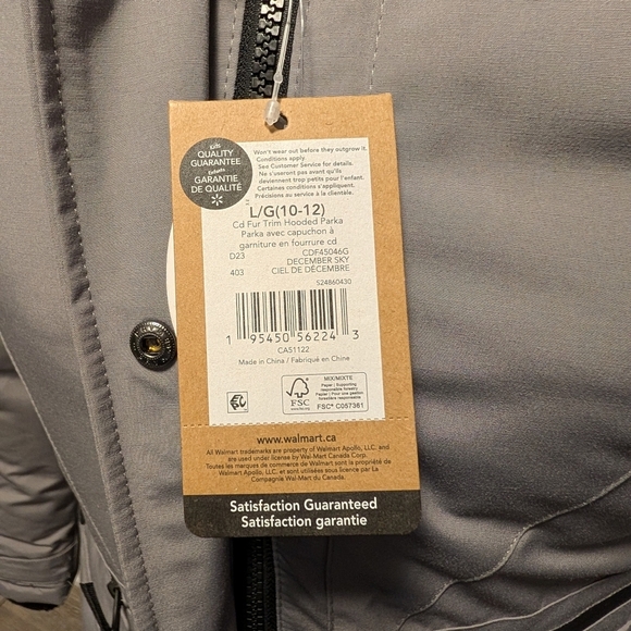 Canadiana Girls Gray Hooded Parka with Fur Good- 10-12 (Large) - Picture 5 of 5